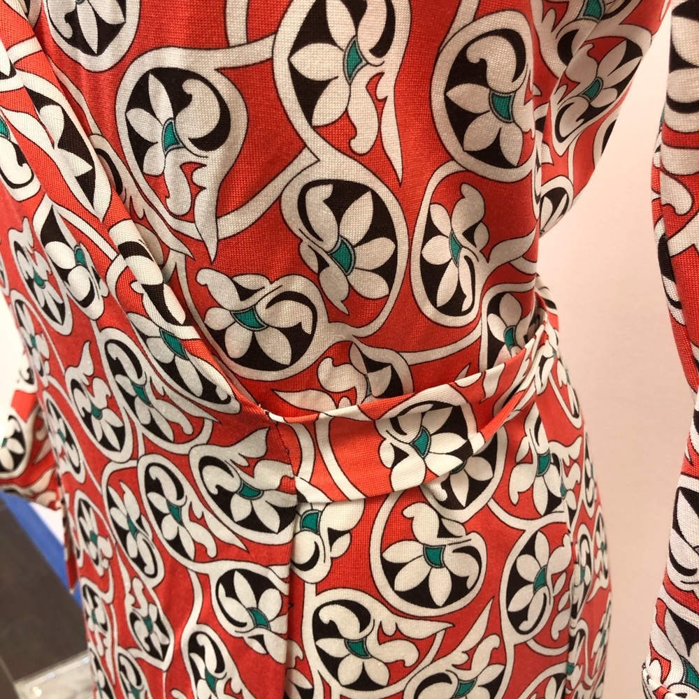 DVF Wrap Tie Dress - Picture 7 of 11